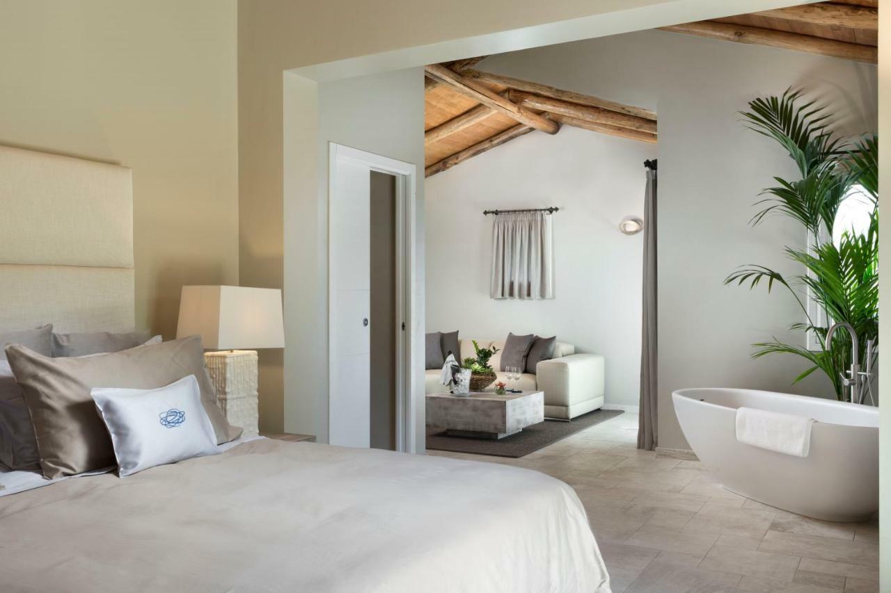 Li Neuli Country Club Hotel San Pantaleo Ngoại thất bức ảnh