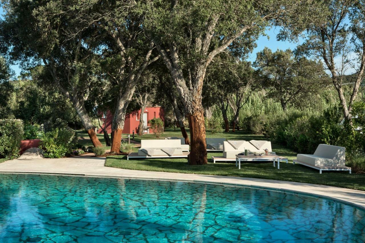 Li Neuli Country Club Hotel San Pantaleo Ngoại thất bức ảnh