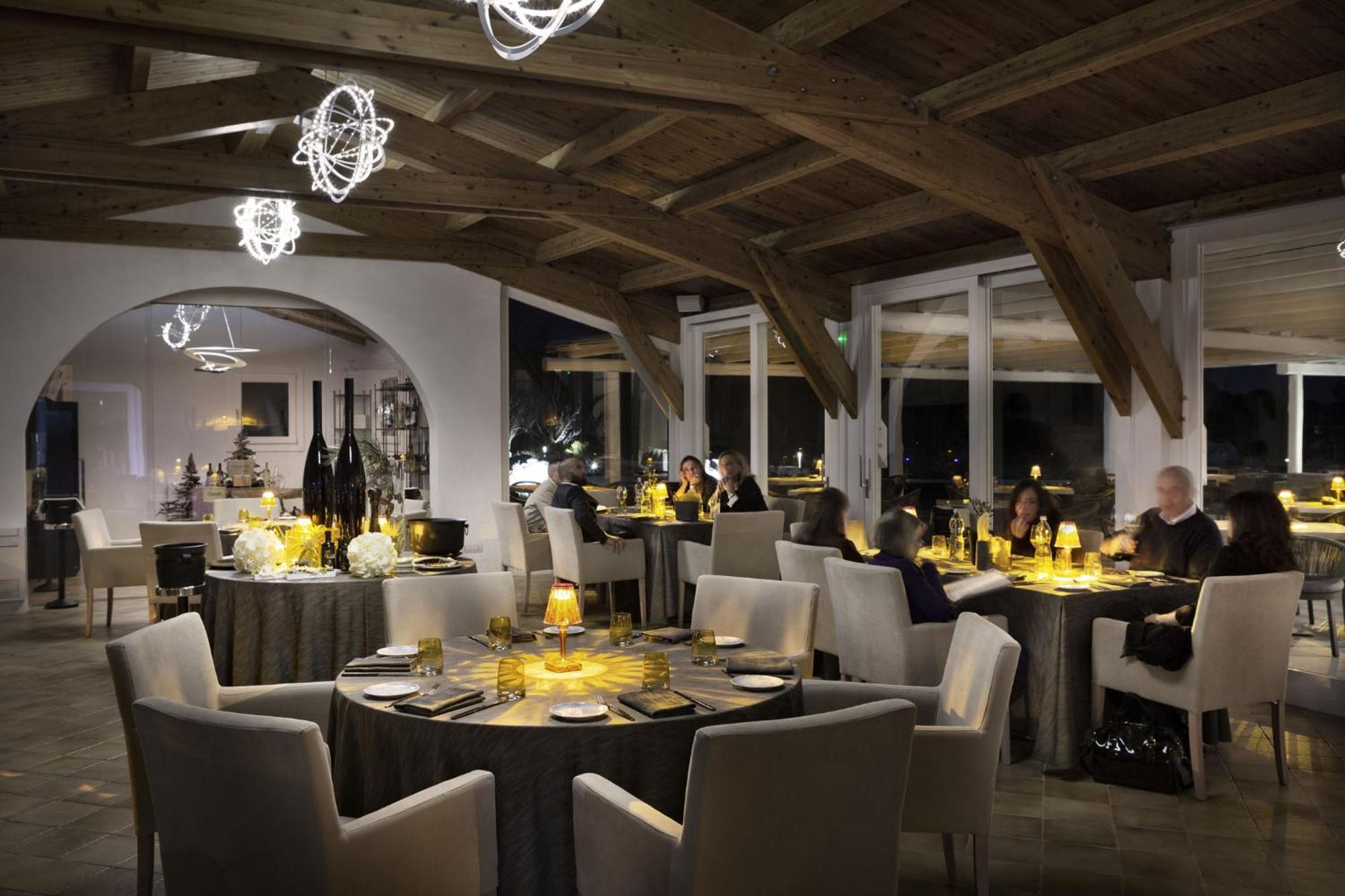 Li Neuli Country Club Hotel San Pantaleo Ngoại thất bức ảnh